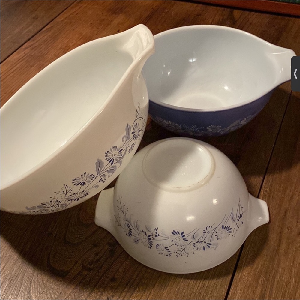 Sold Vintage 1980’s set PYREX colonial mist nesting bowls - Picture 2 of 12